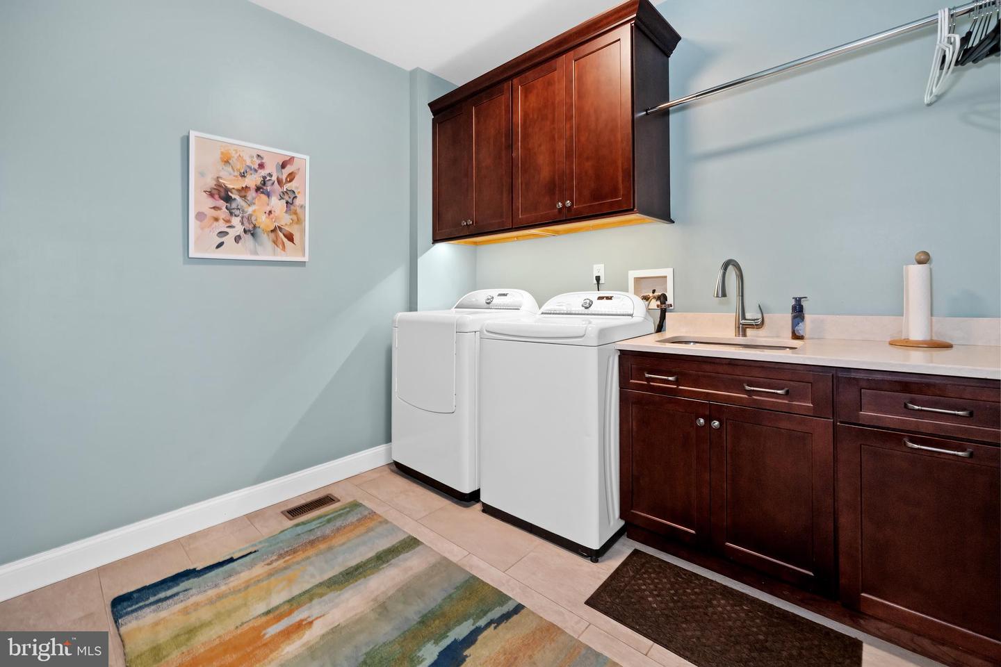 1674 Yardley Dr Property Photo 40