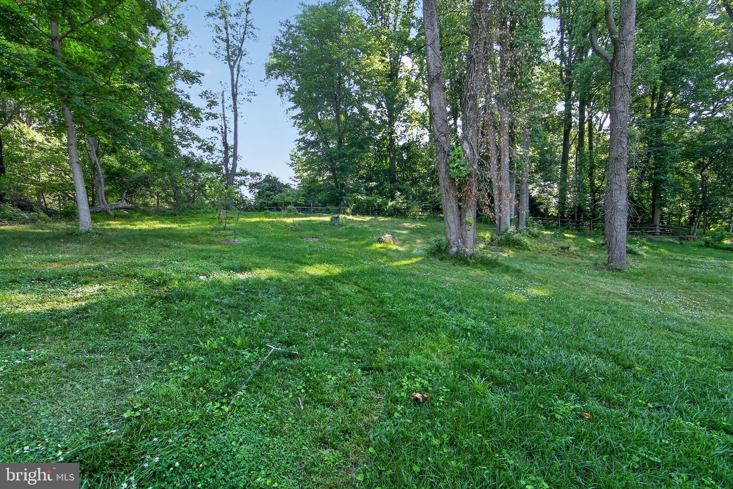 425 Westfield Dr Property Photo 27