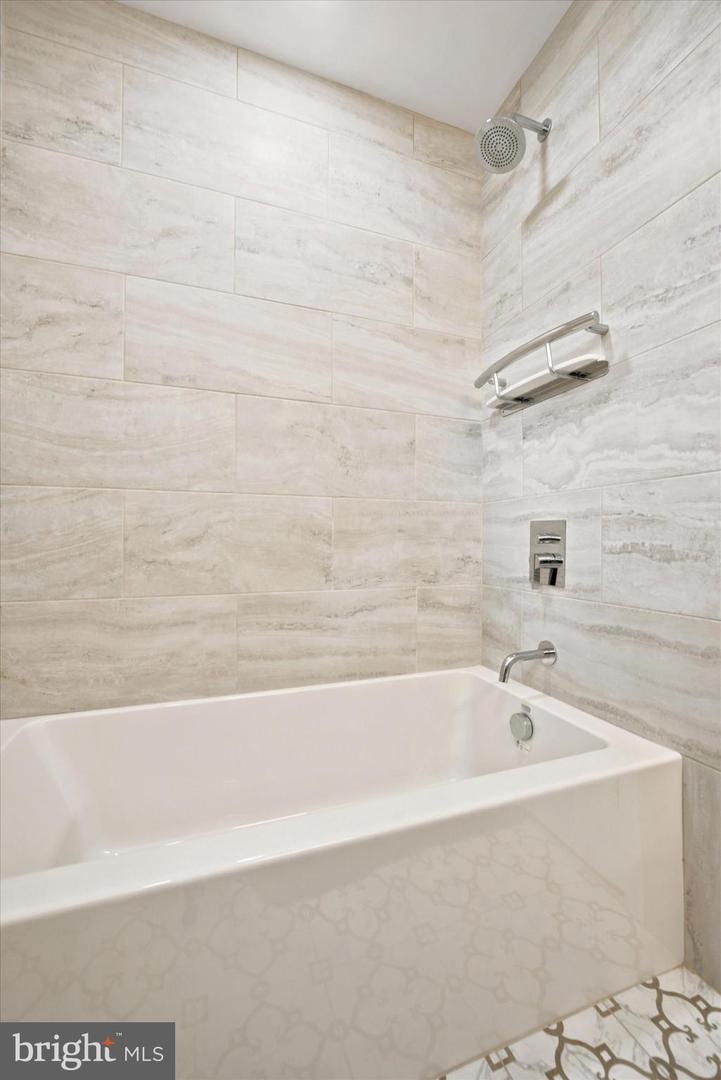 130 Chandler Dr #130 Property Photo 13
