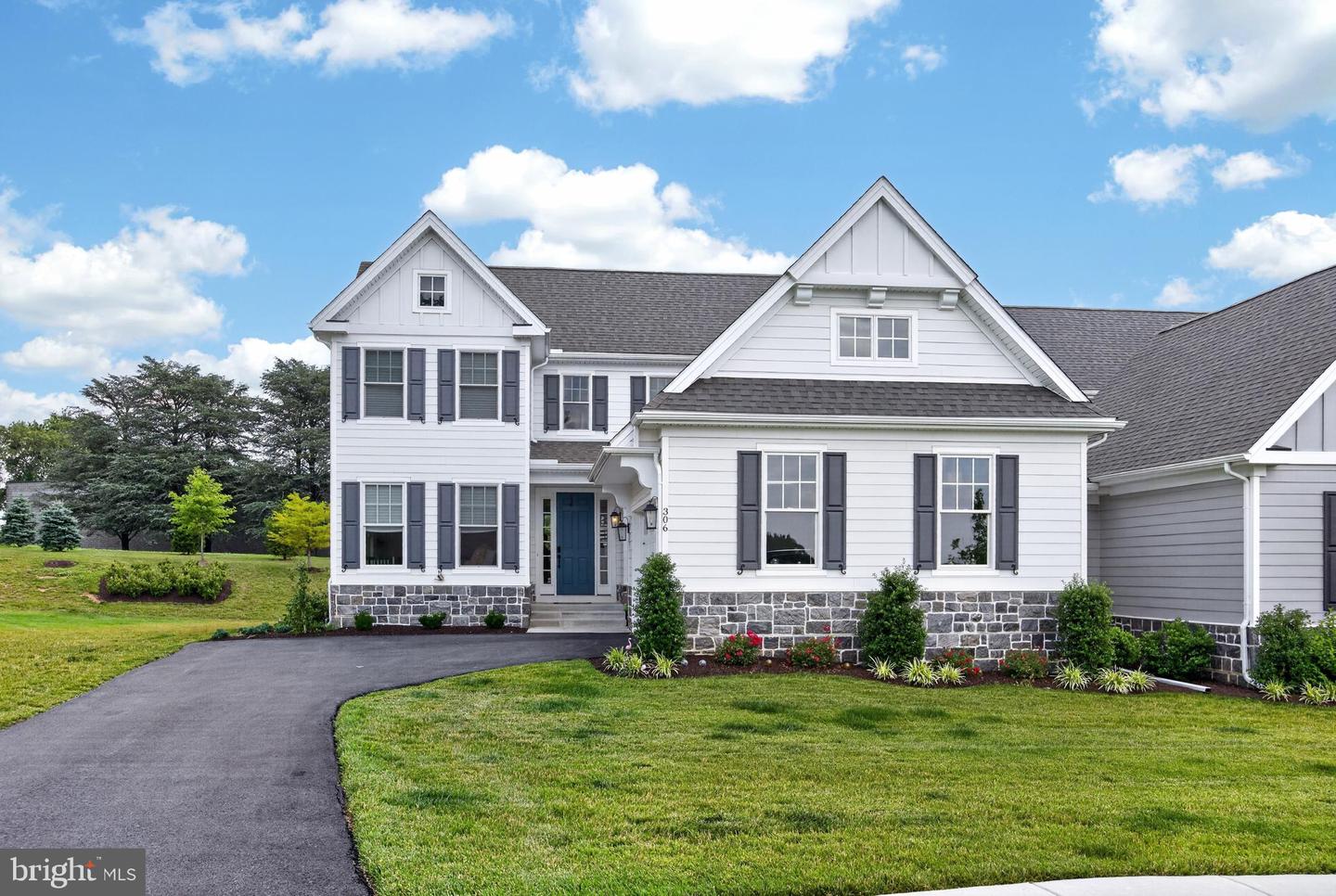 306 MERION CT