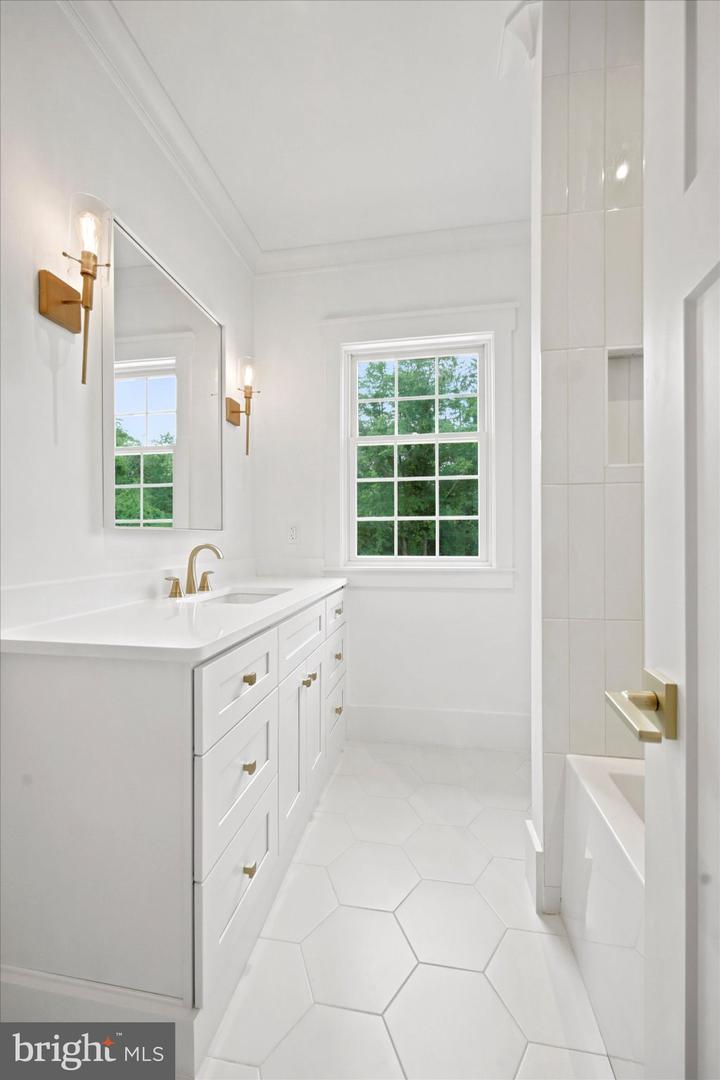 1756 Yellow Springs Rd Property Photo 27