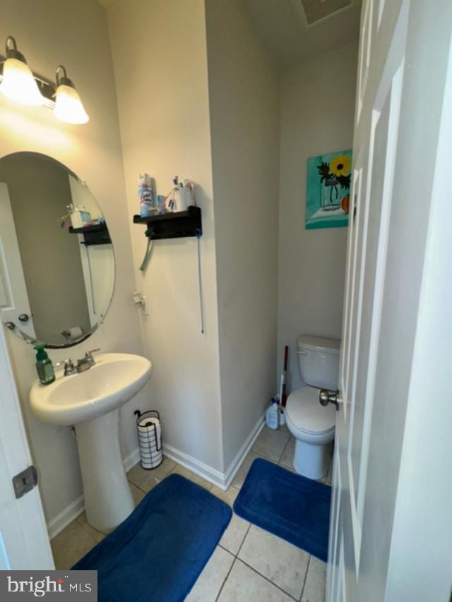 733 Sun Valley Ct Property Photo 4