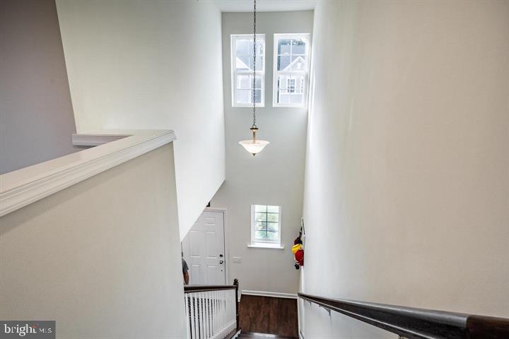 733 Sun Valley Ct Property Photo 6