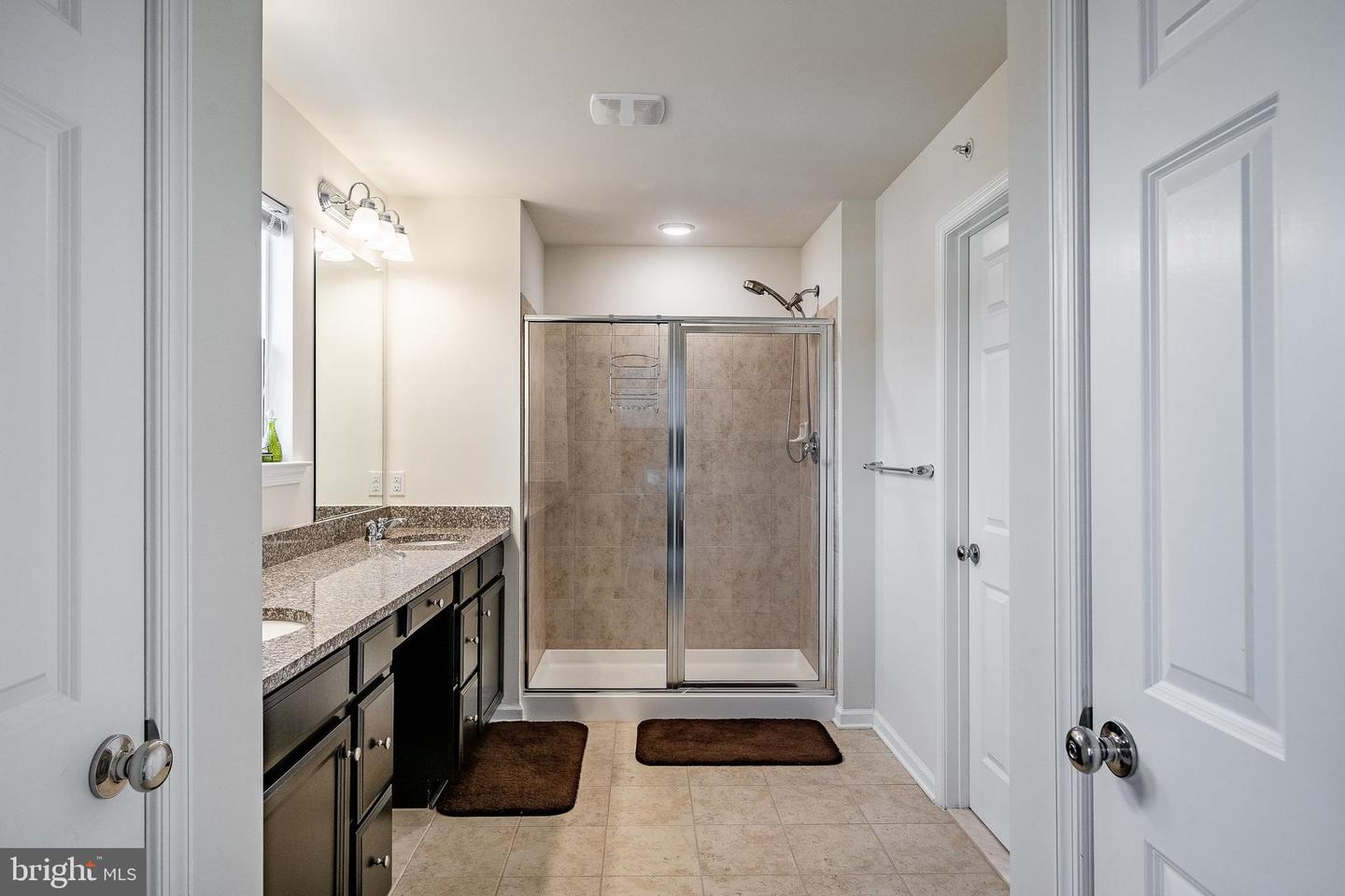 733 Sun Valley Ct Property Photo 23