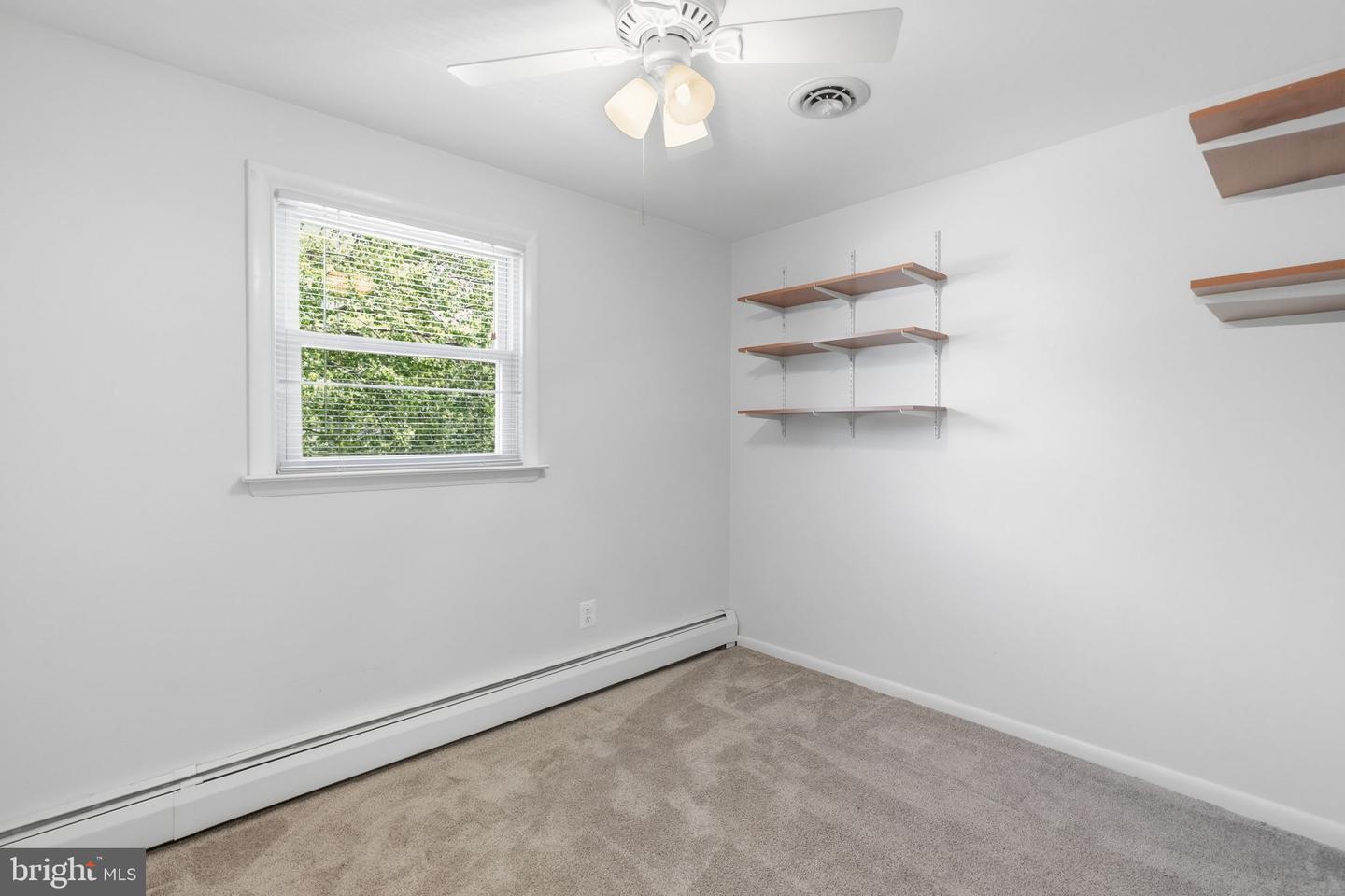 1286 Clearbrook Rd Property Photo 22