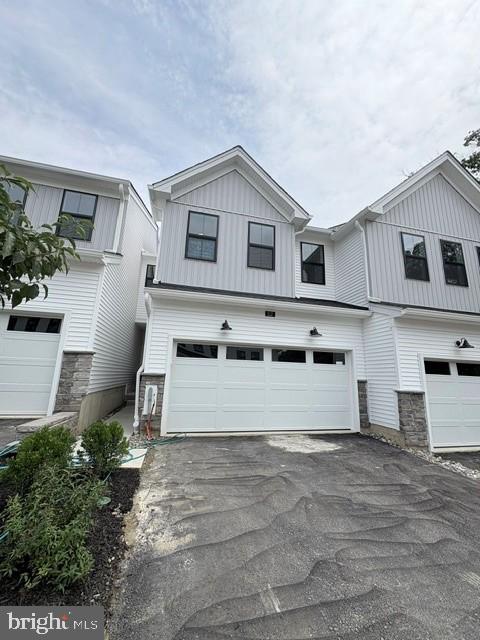 112 Camryn Ct Property Photo 1