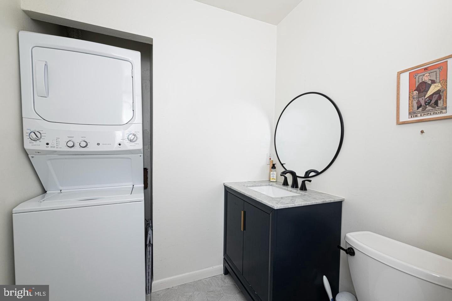 202 Valley Dr #202 Property Photo 17