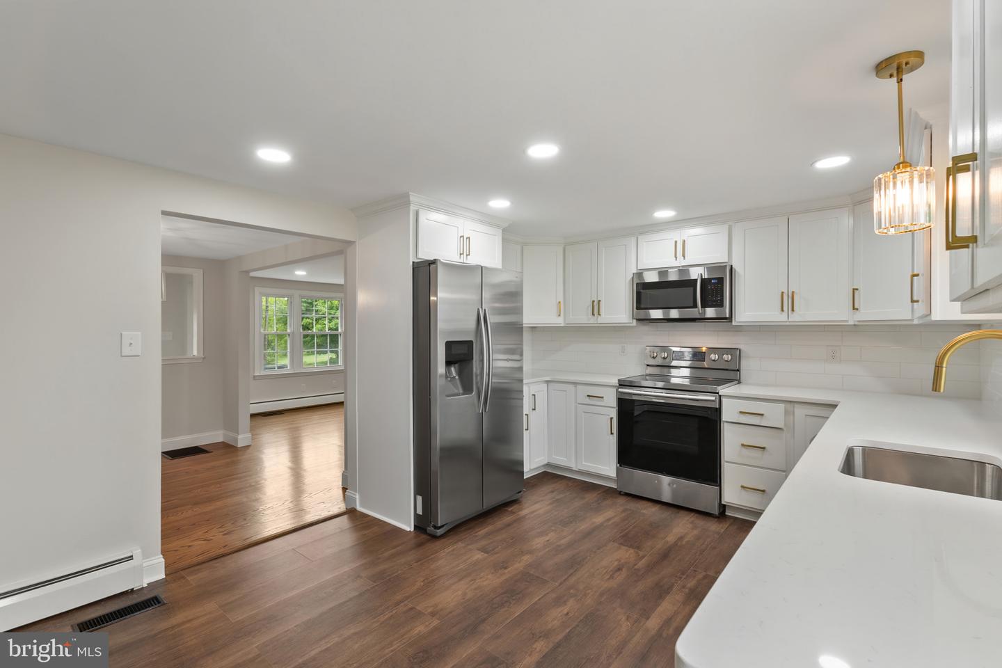 2014 Newark Rd Property Photo 9