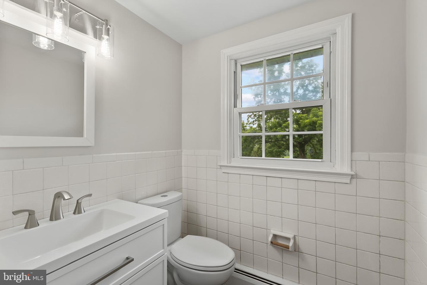 2014 Newark Rd Property Photo 11
