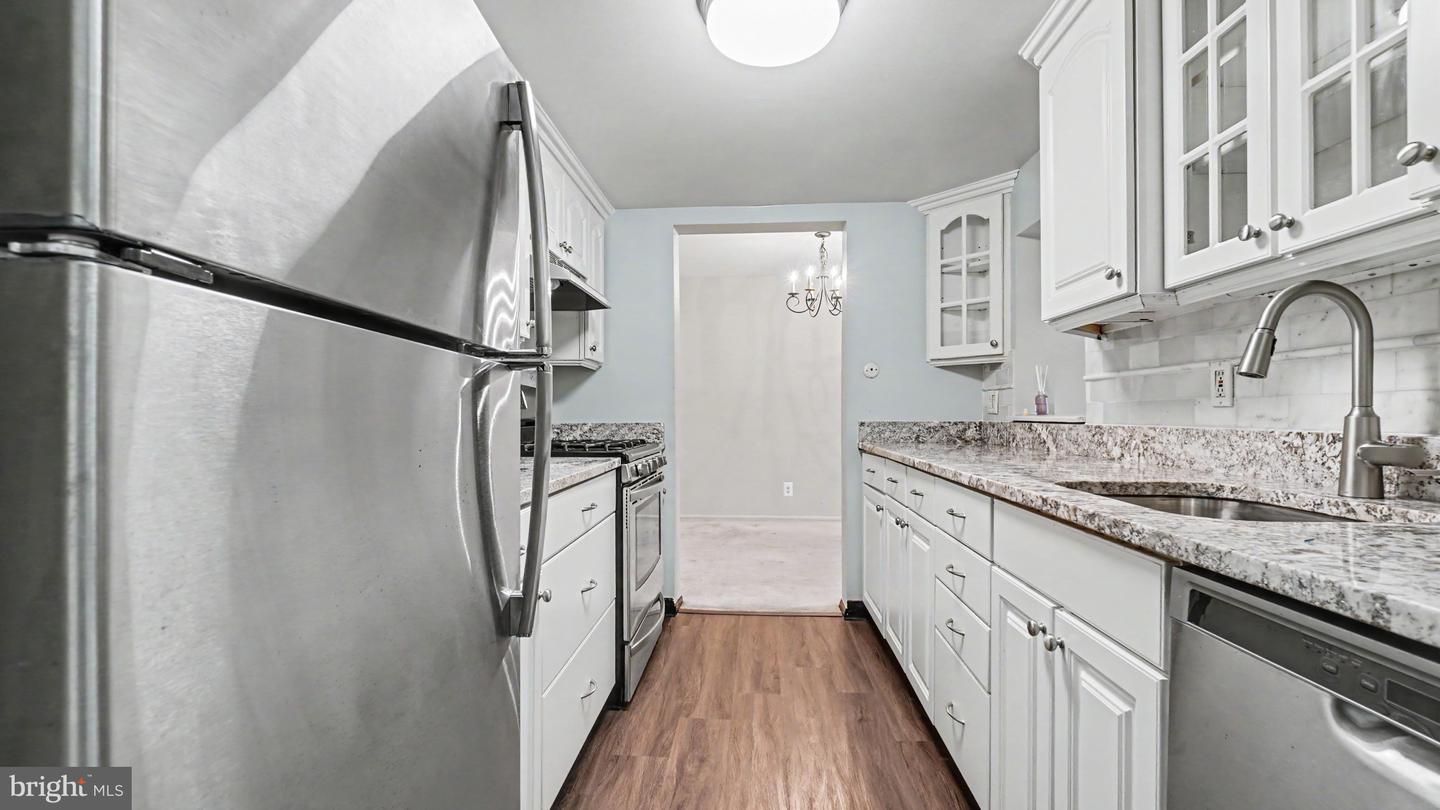 349 Drummers Ln #349 Property Photo 3