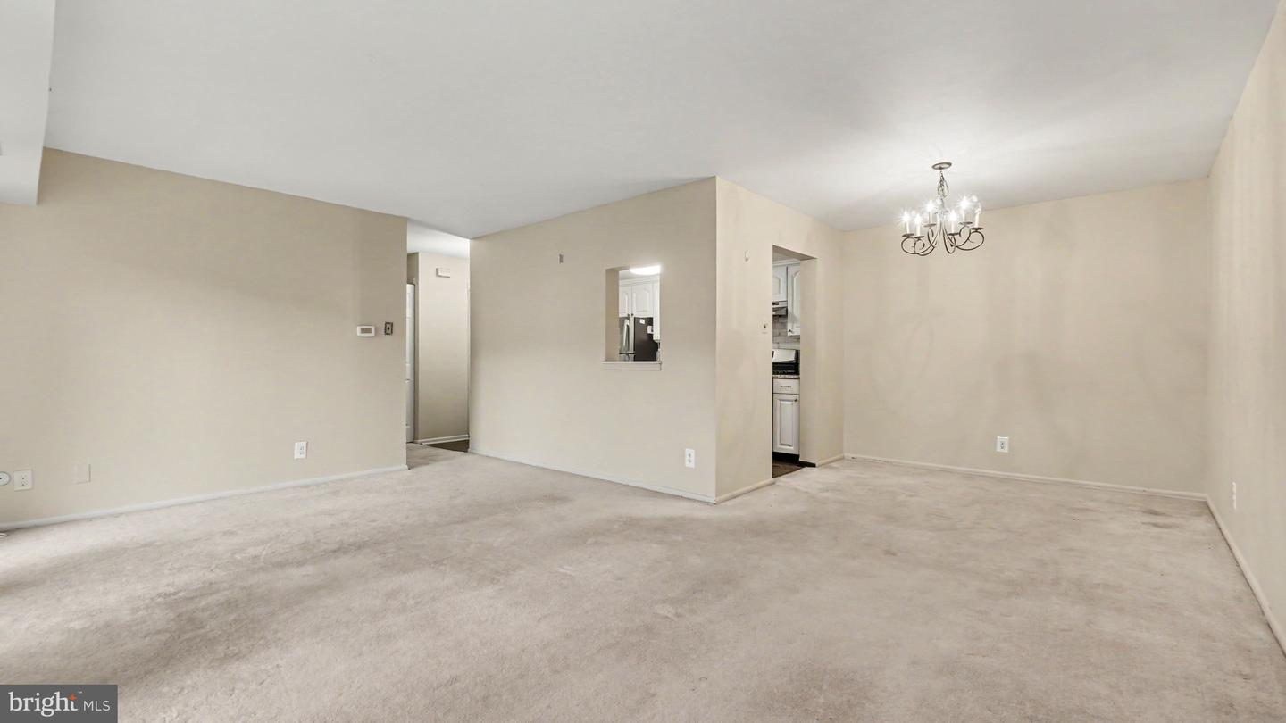 349 Drummers Ln #349 Property Photo 7