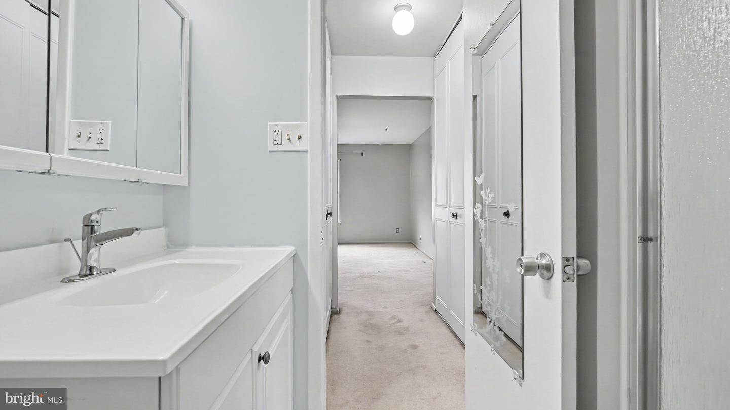 349 Drummers Ln #349 Property Photo 20