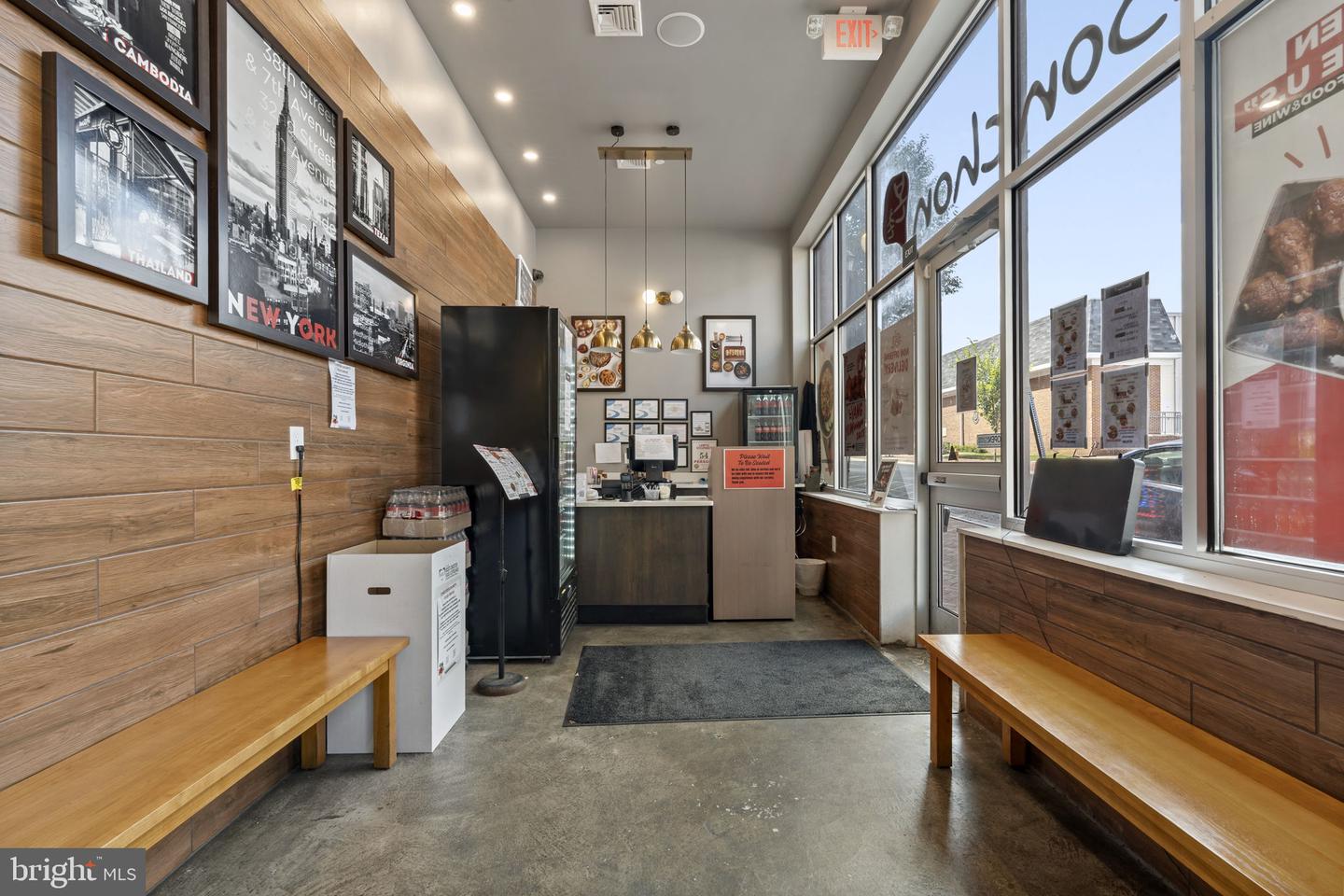 124 Market Property Photo 18