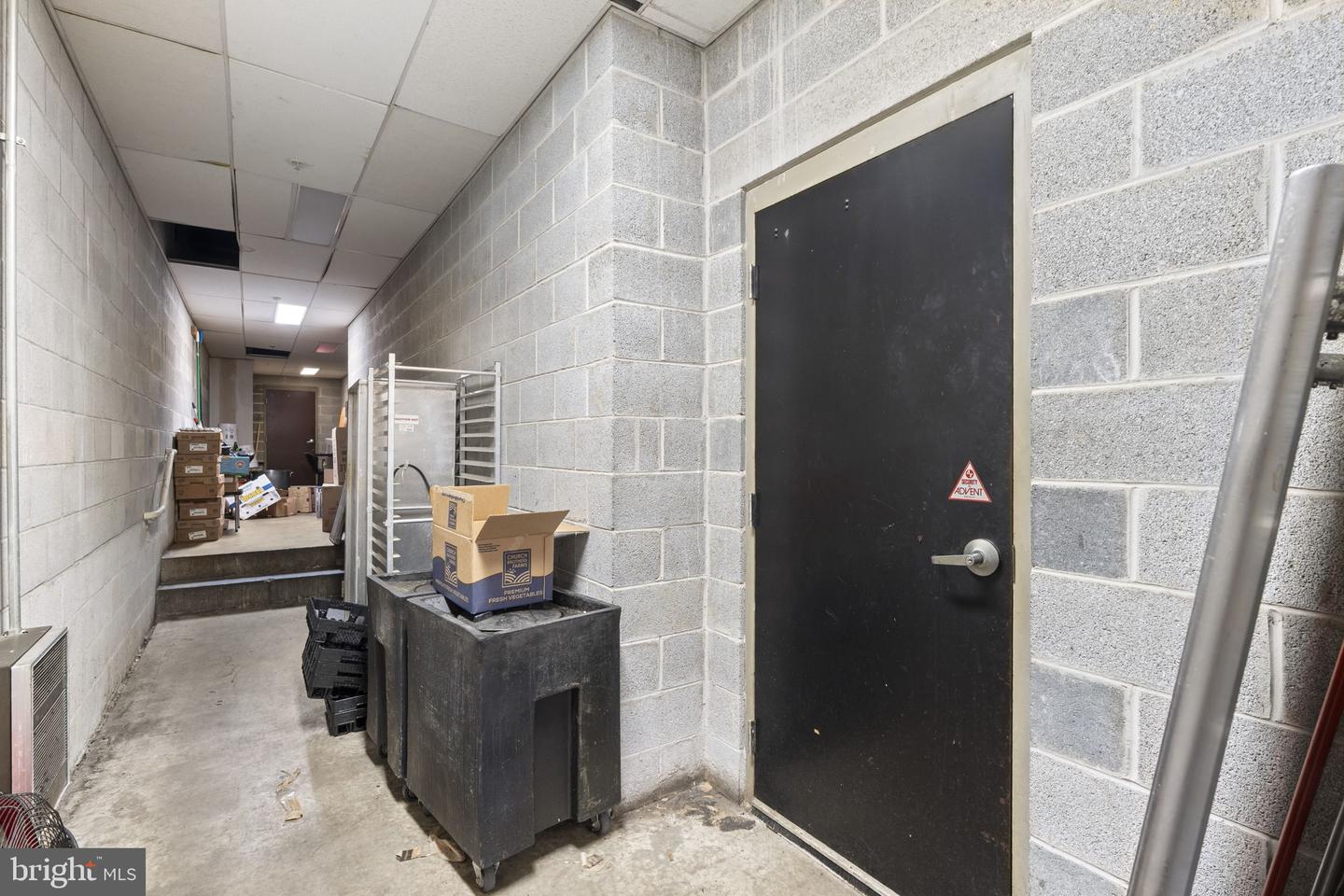 124 Market Property Photo 41