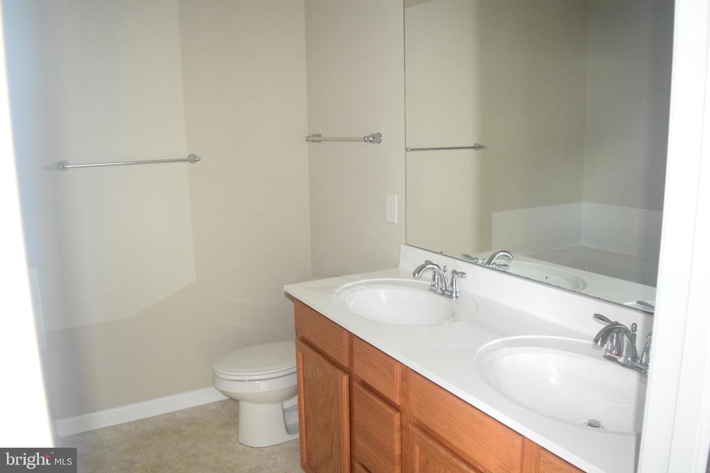 226 Bardel Dr #226 Property Photo 19