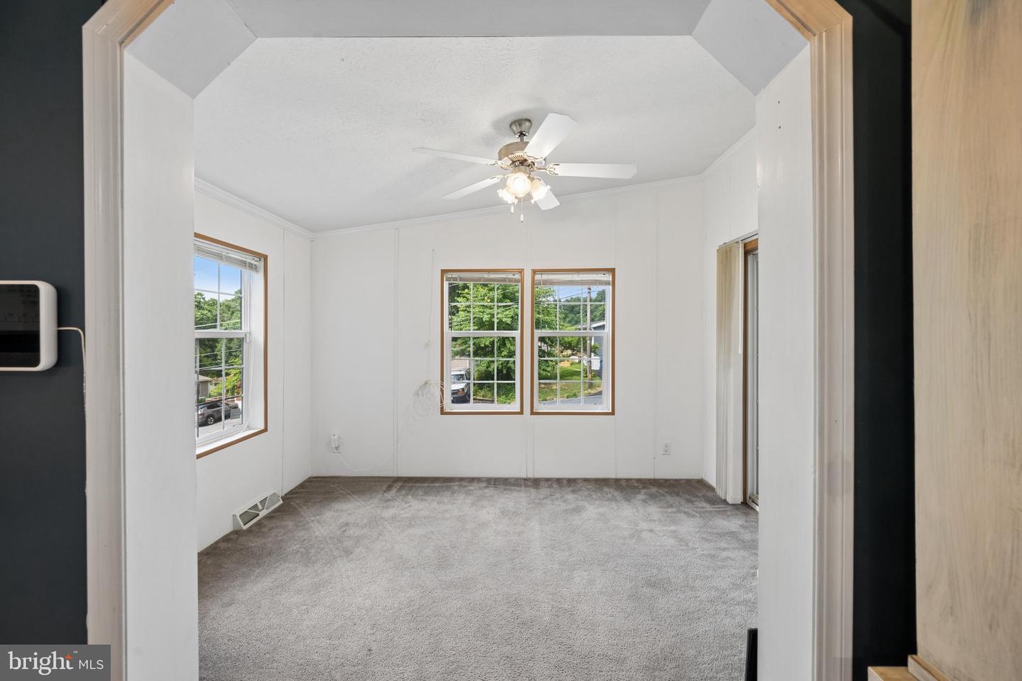 61 Glen Roy Rd Property Photo 15