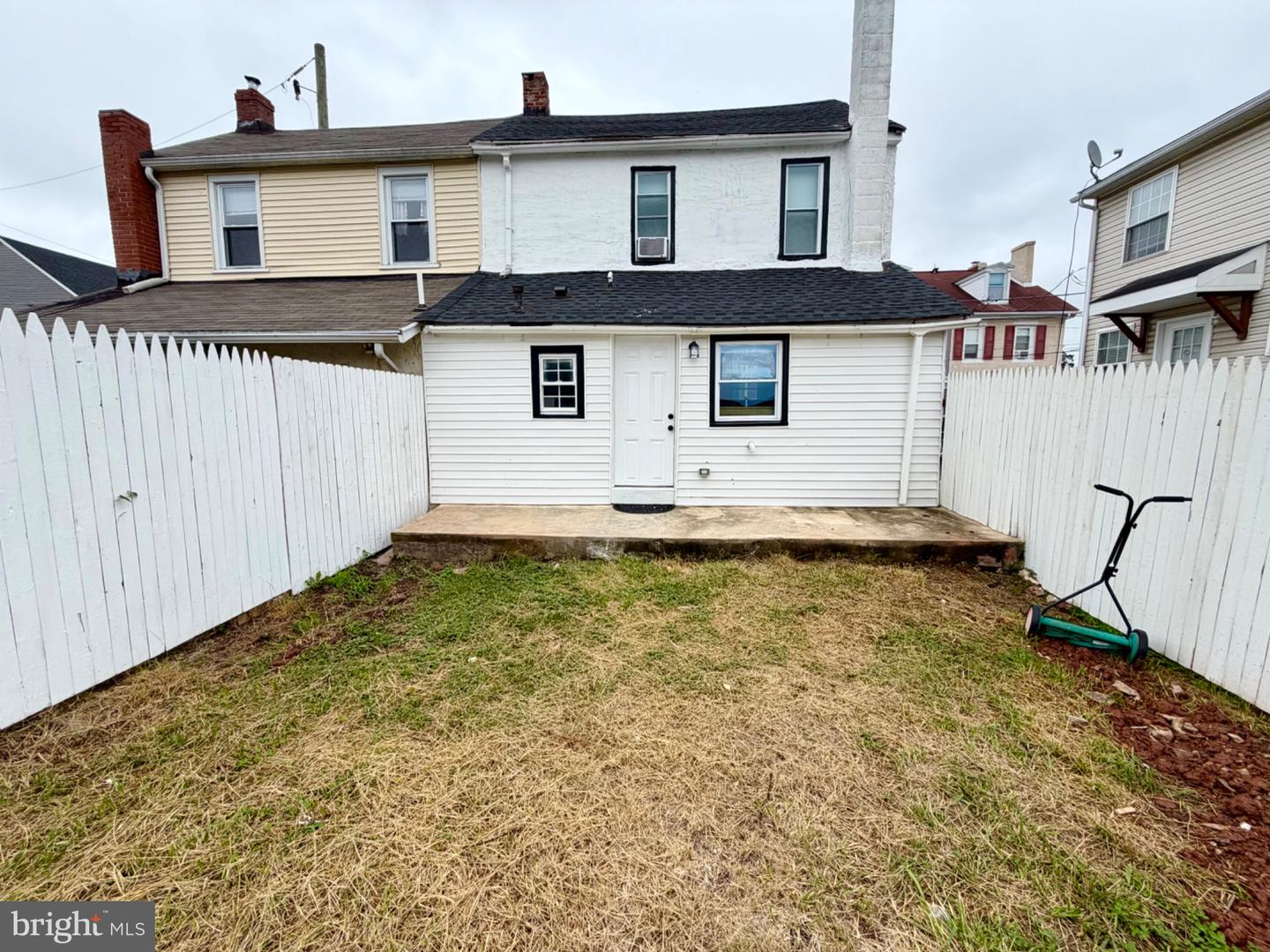 122 North St Property Photo 13