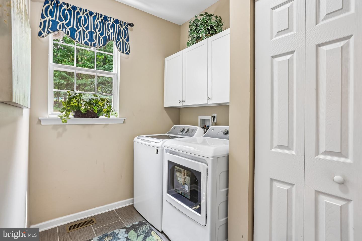 1012 Woodruff Rd Property Photo 16