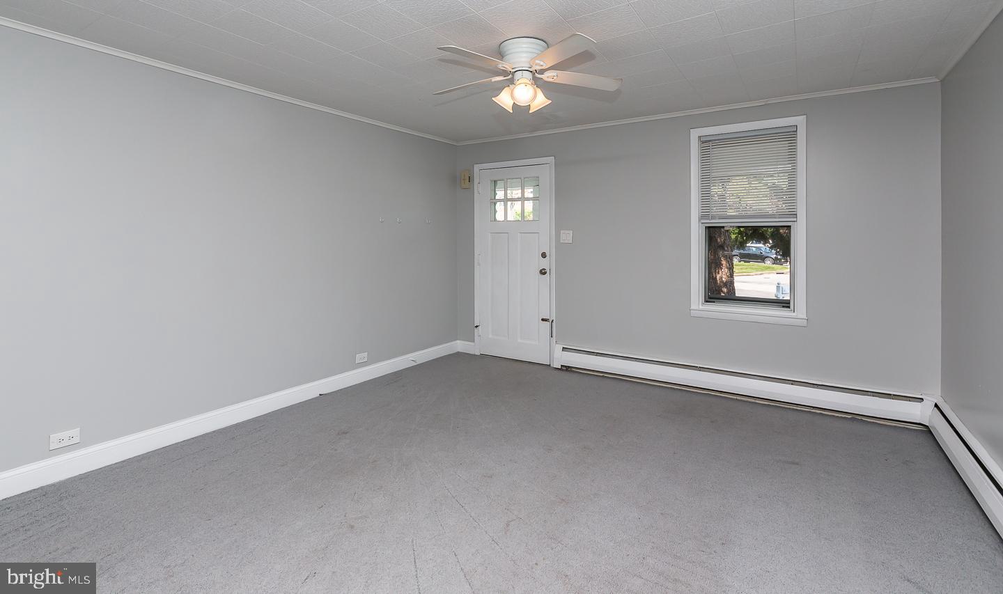 334 E Conestoga Rd Property Photo 11