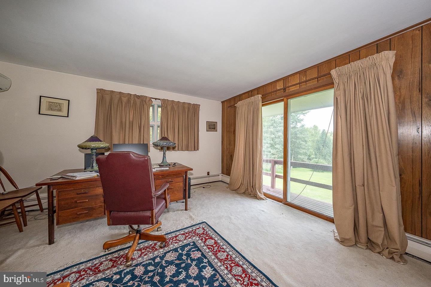 1011 N Valley Rd Property Photo 14
