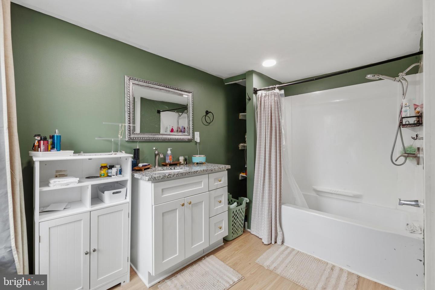 16 Morgan St Property Photo 17