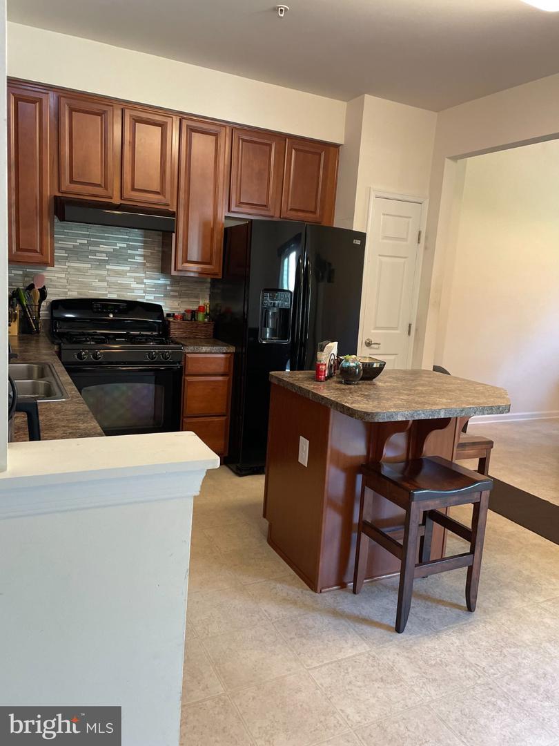 408 Larose Dr #408 Property Photo 13