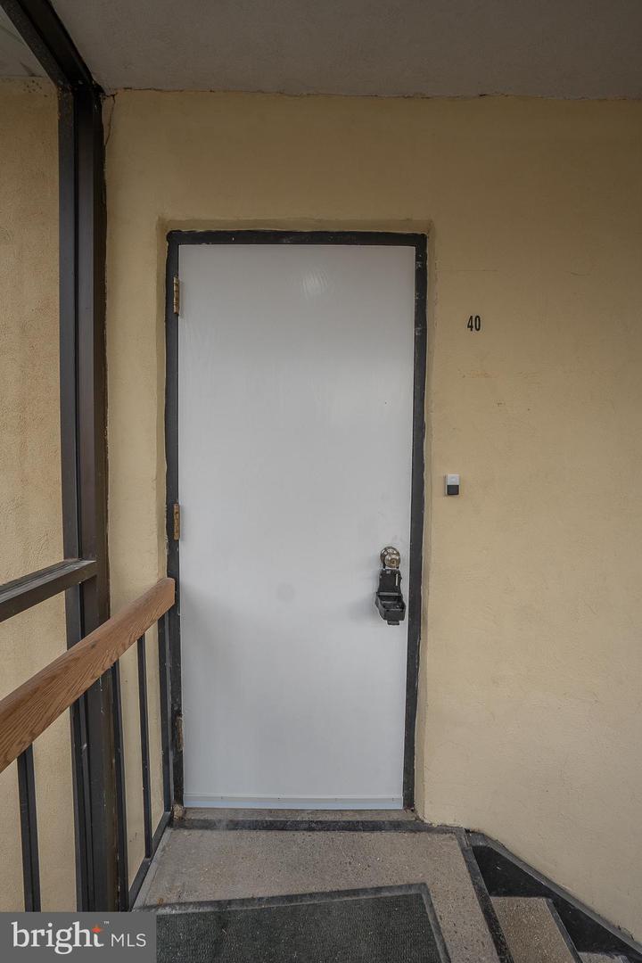 42 N Waterloo Rd #38 Property Photo 2