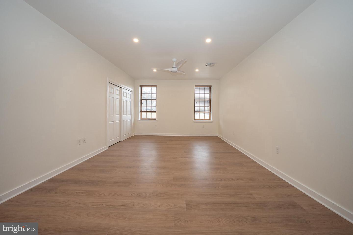 42 N Waterloo Rd #38 Property Photo 12