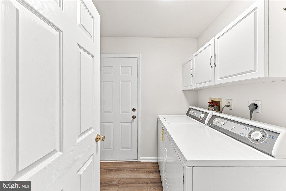 919 Samantha Cir Property Photo 16