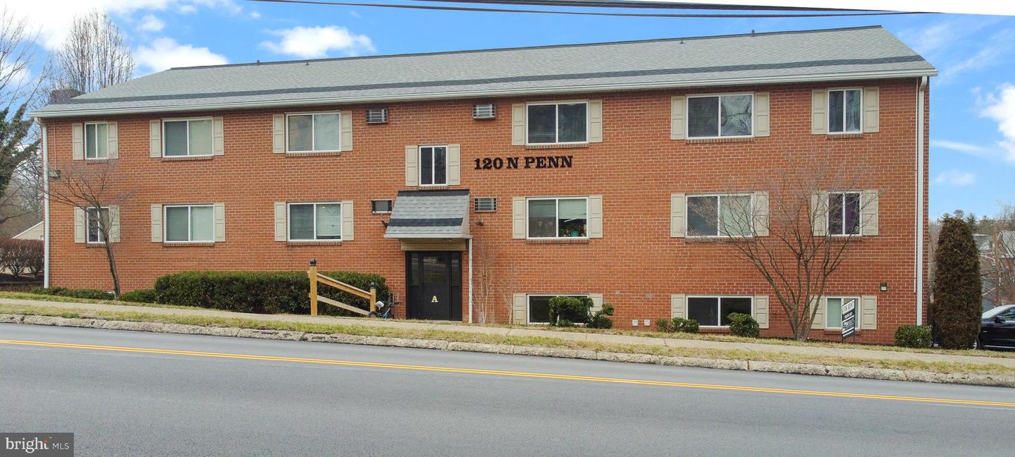 120 N PENN ST #A11 Property Photo 1