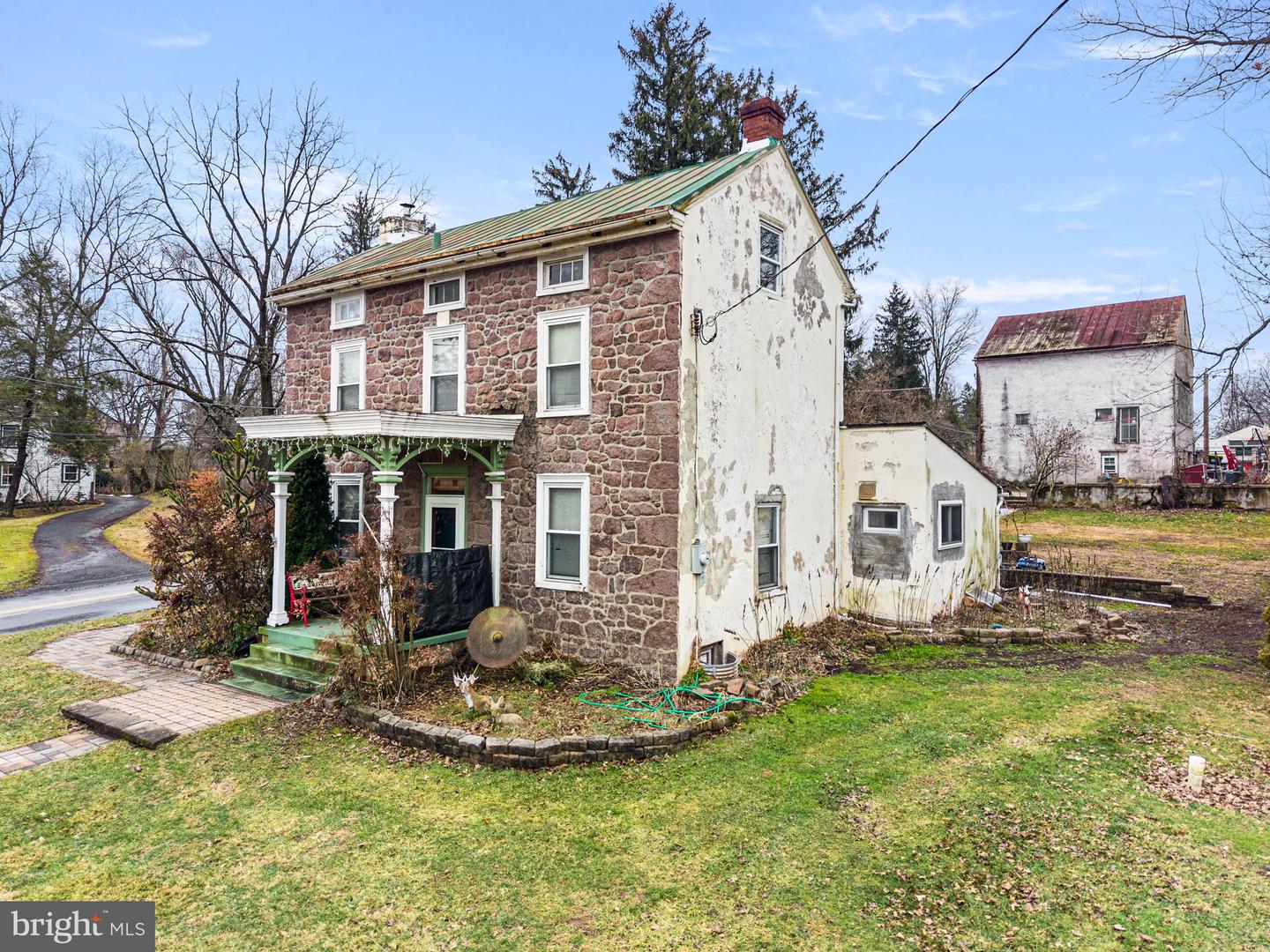 1286 Old Schuylkill Rd Property Photo 2