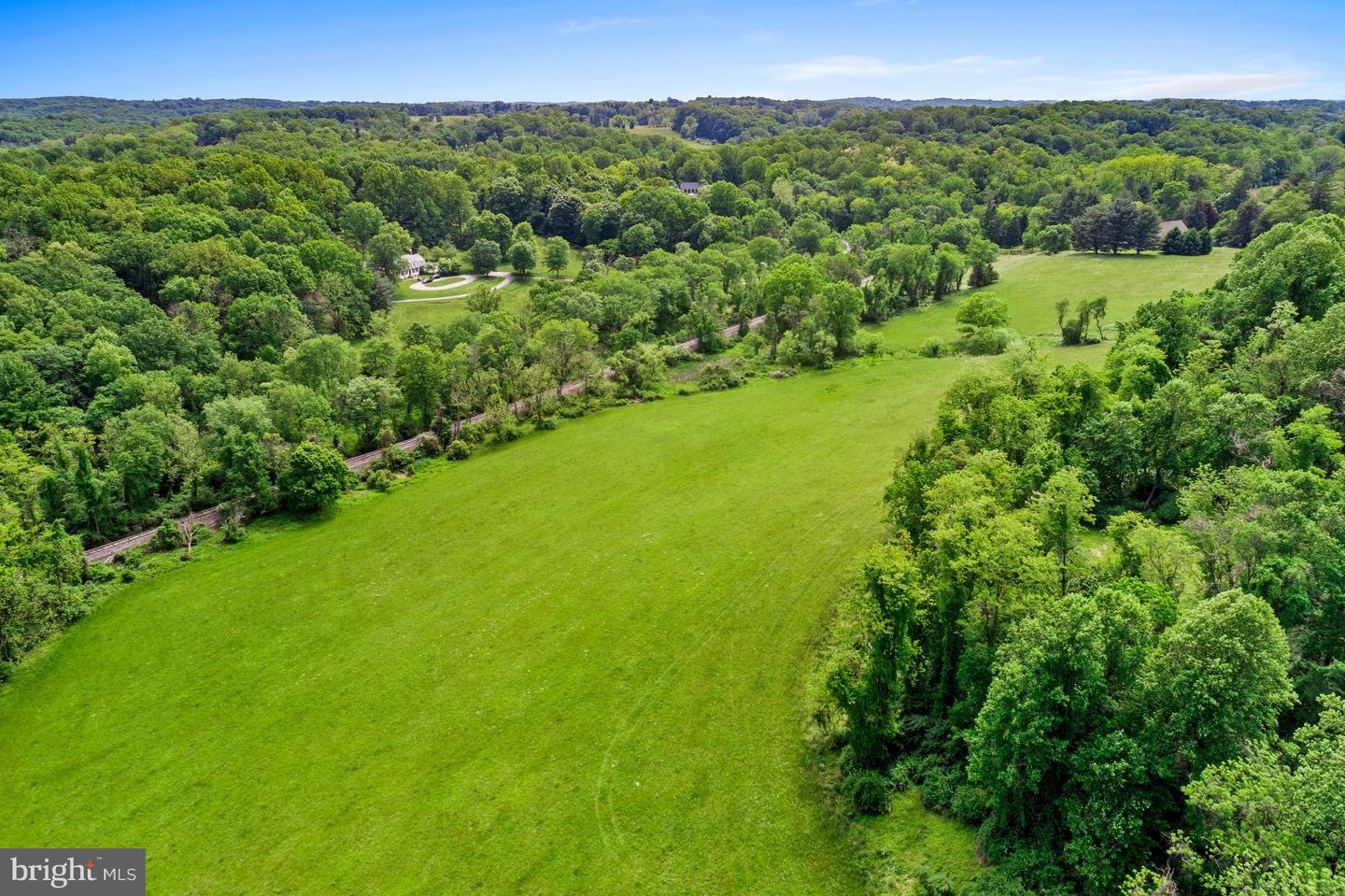 470 Hillendale Rd Property Photo 4