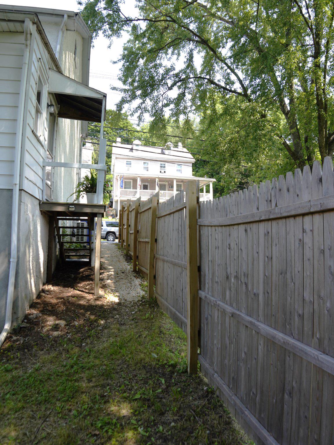 200 Main St Property Photo 24