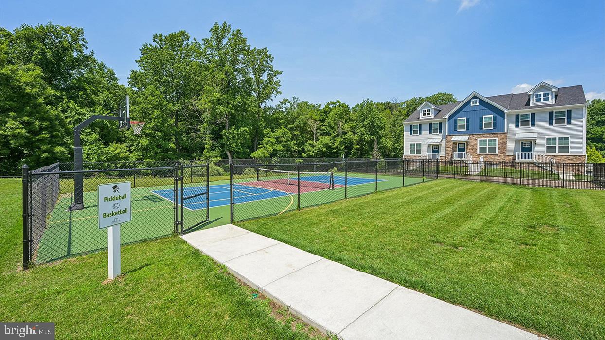 524 Lyanna Way Property Photo 43
