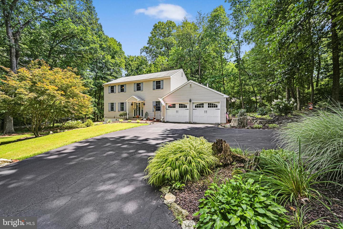 124 HELM WAY