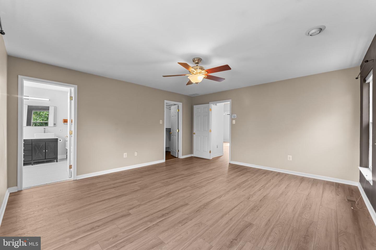 158 Weybridge Dr Property Photo 19