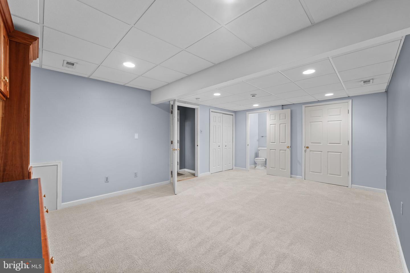 158 Weybridge Dr Property Photo 30