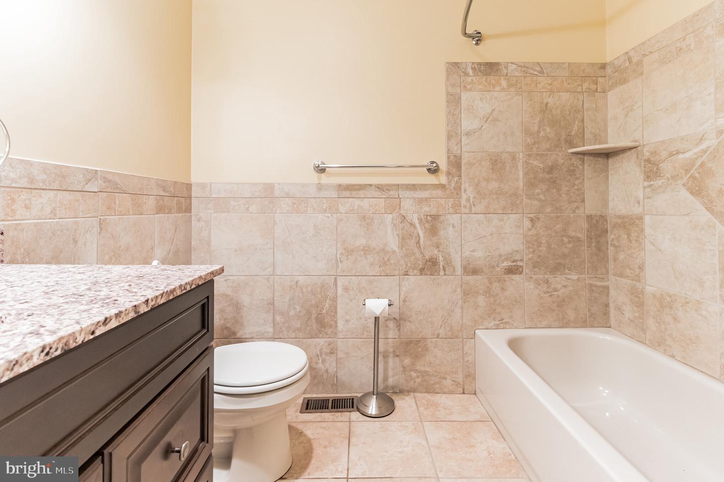 48 Stonehurst Ct Property Photo 24