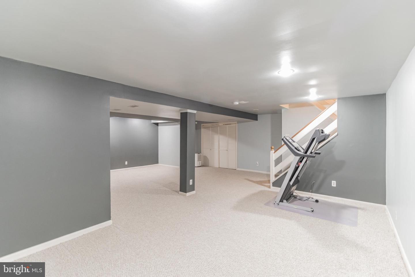 48 Stonehurst Ct Property Photo 26