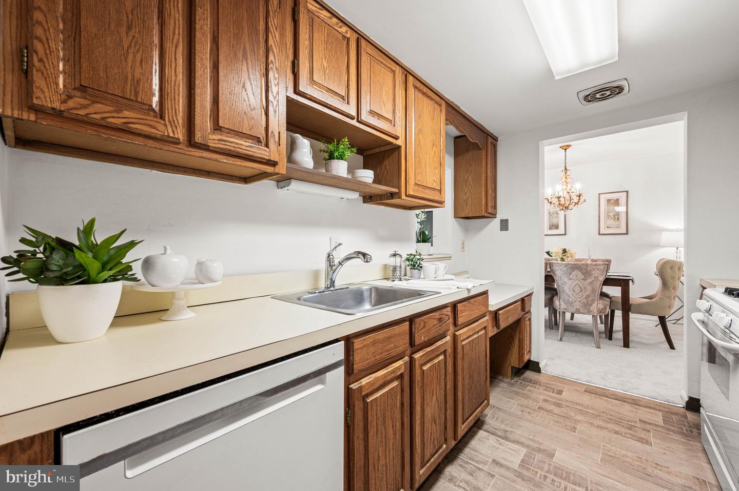 180 Drummers Ln Property Photo 11