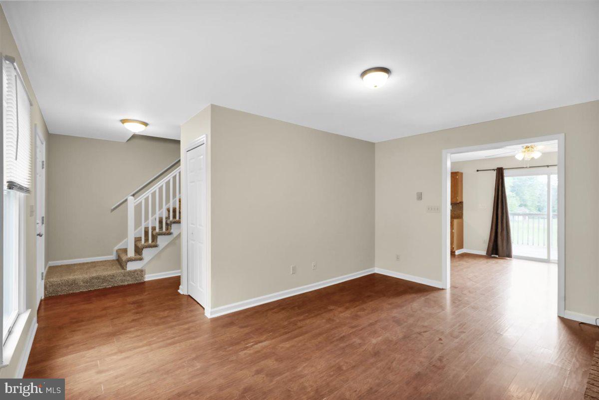 447 Cahill Cir Property Photo 3