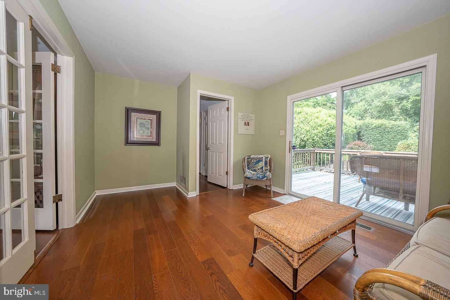 842 Penns Way Property Photo 19