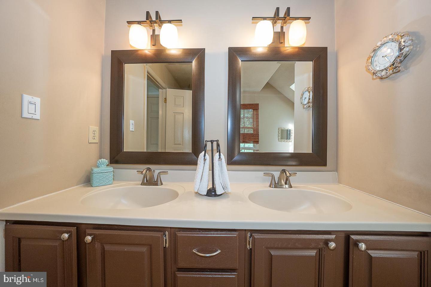 842 Penns Way Property Photo 23