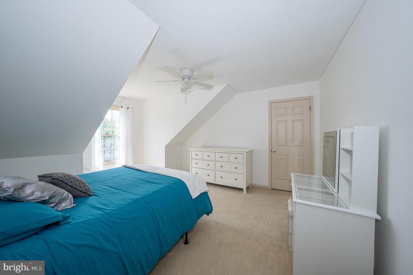 842 Penns Way Property Photo 31
