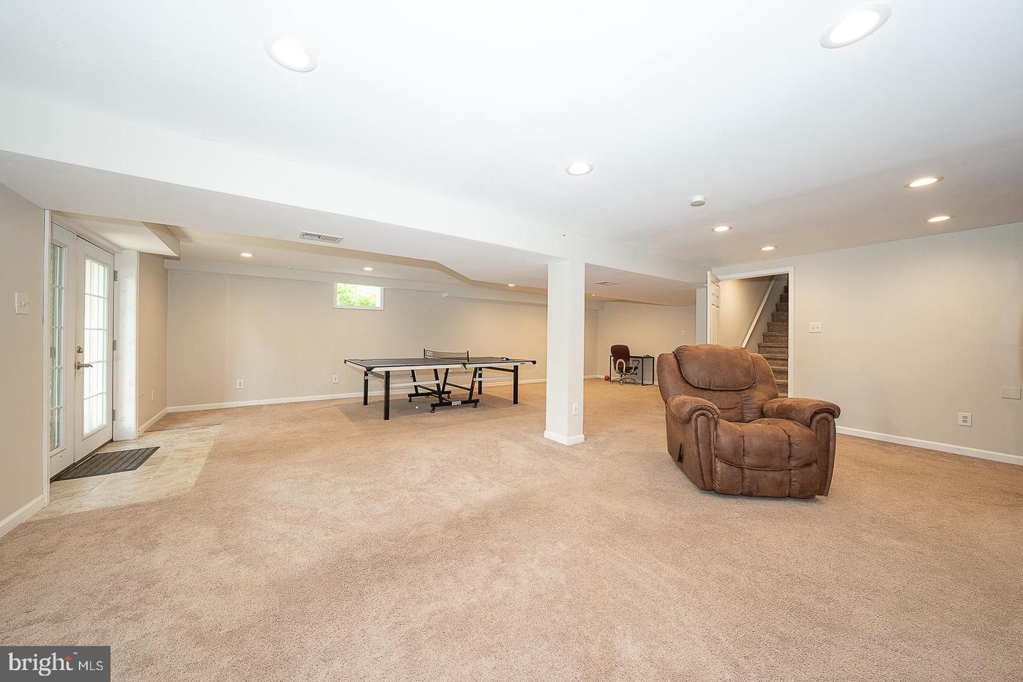 842 Penns Way Property Photo 35