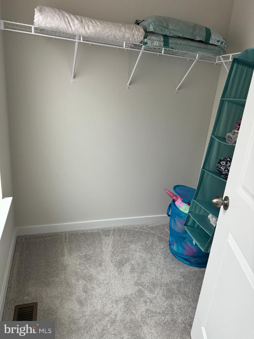 60 Four Leaf Dr Property Photo 12