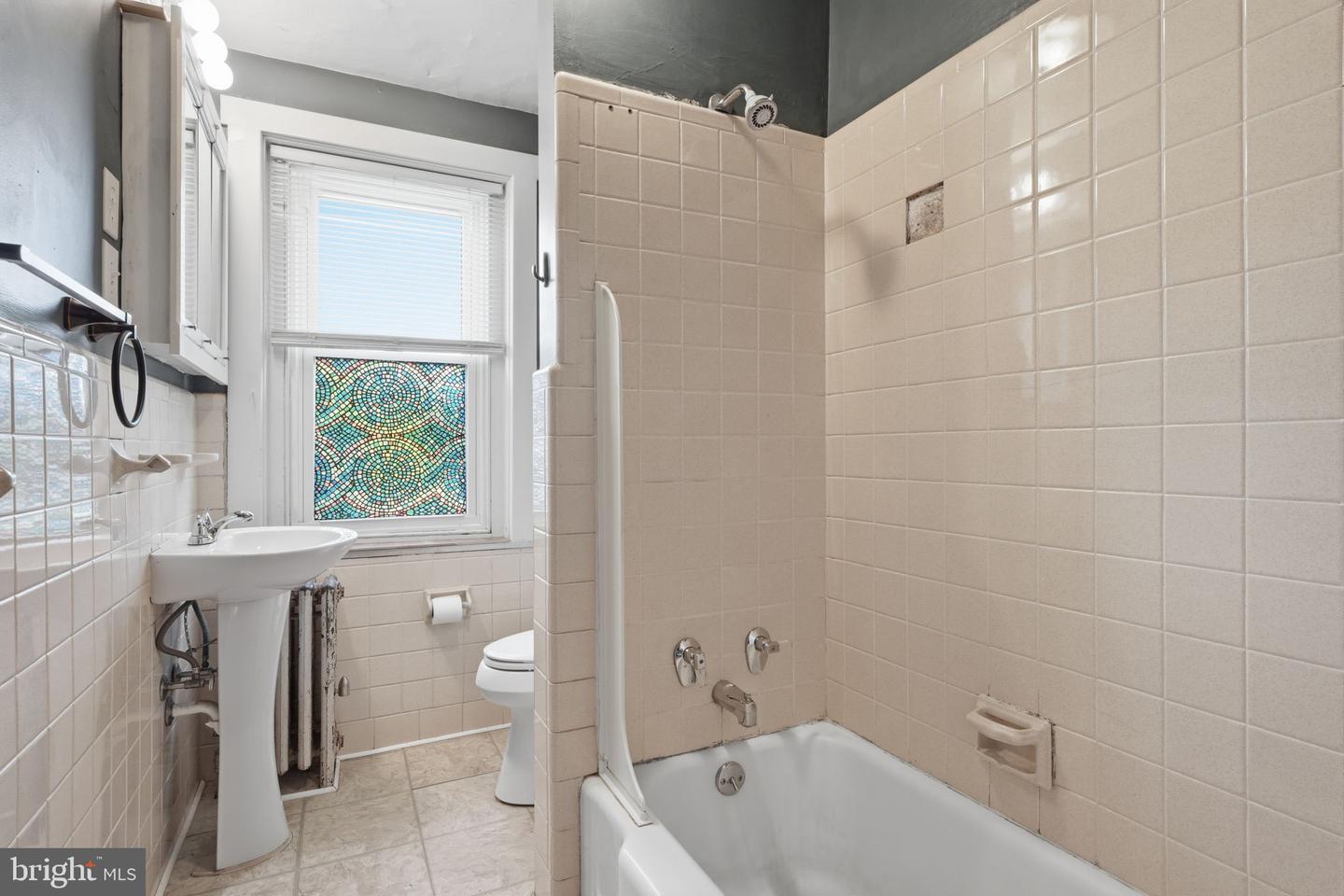 107 E Main St Property Photo 23
