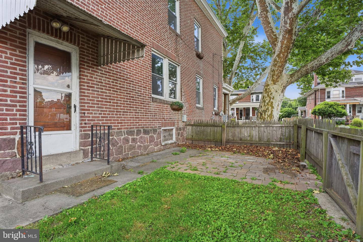 107 E Main St Property Photo 48