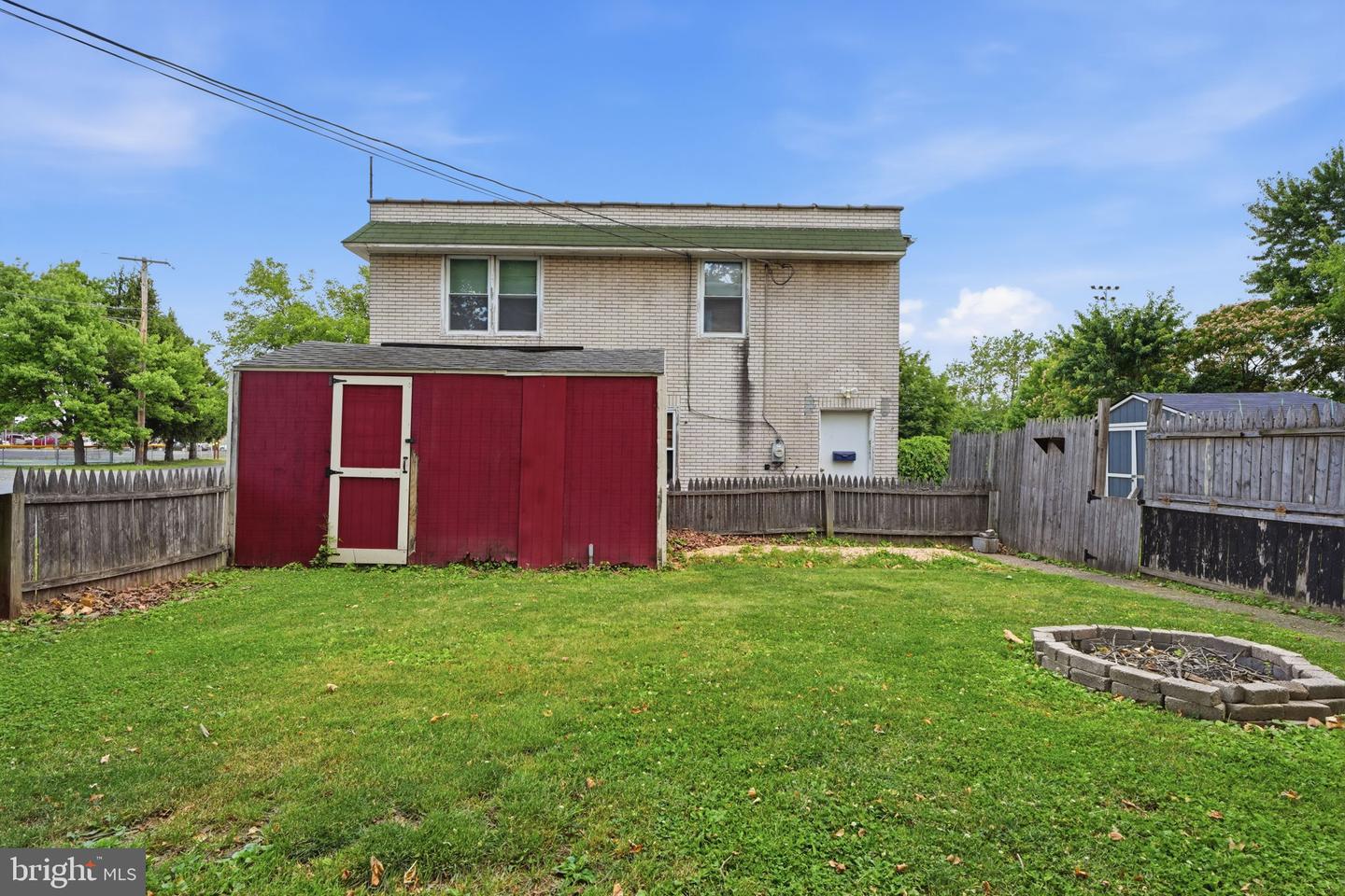107 E Main St Property Photo 49
