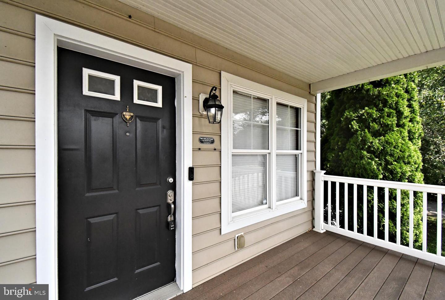 38 A Montclair Ave Property Photo 4